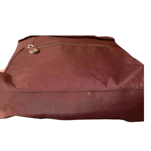 Baggallini Large Brown Crossbody Turnlock Bag or great Carrier for smallTablet - Picture 15 of 16